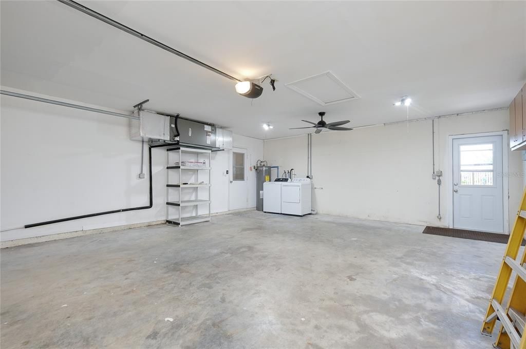 For Sale: $249,500 (2 beds, 2 baths, 1245 Square Feet)