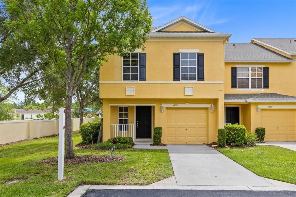 For Sale: $339,900 (3 beds, 3 baths, 1828 Square Feet)