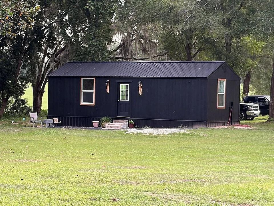 For Sale: $498,000 (2 beds, 1 baths, 644 Square Feet)