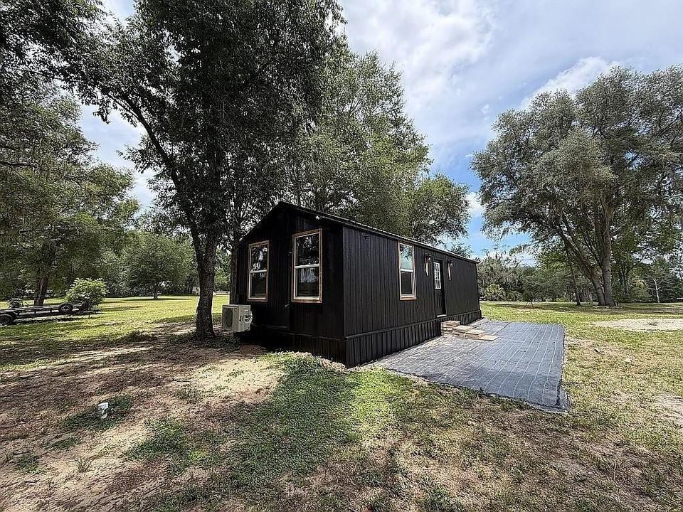 For Sale: $498,000 (2 beds, 1 baths, 644 Square Feet)