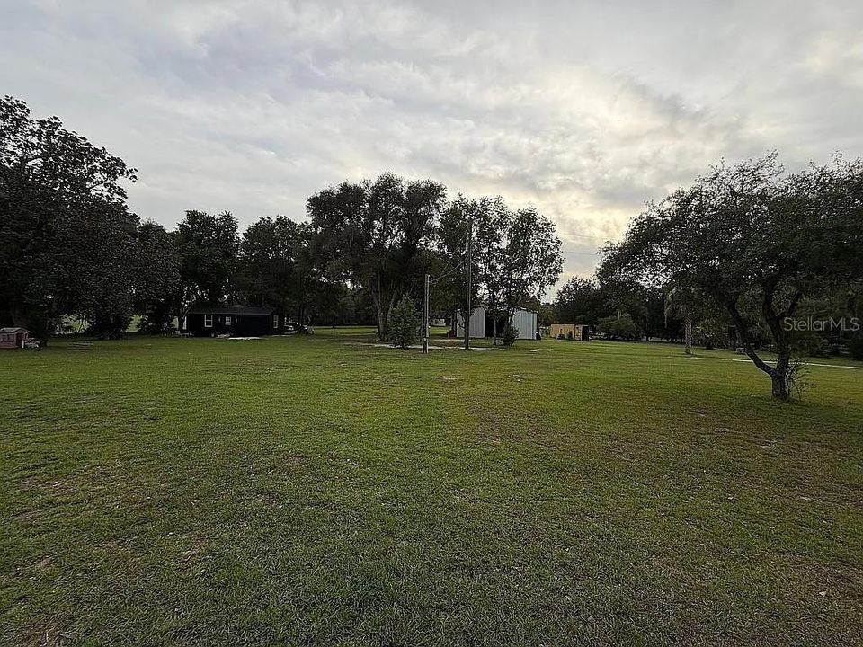 For Sale: $498,000 (2 beds, 1 baths, 644 Square Feet)