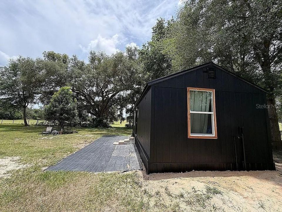 For Sale: $498,000 (2 beds, 1 baths, 644 Square Feet)