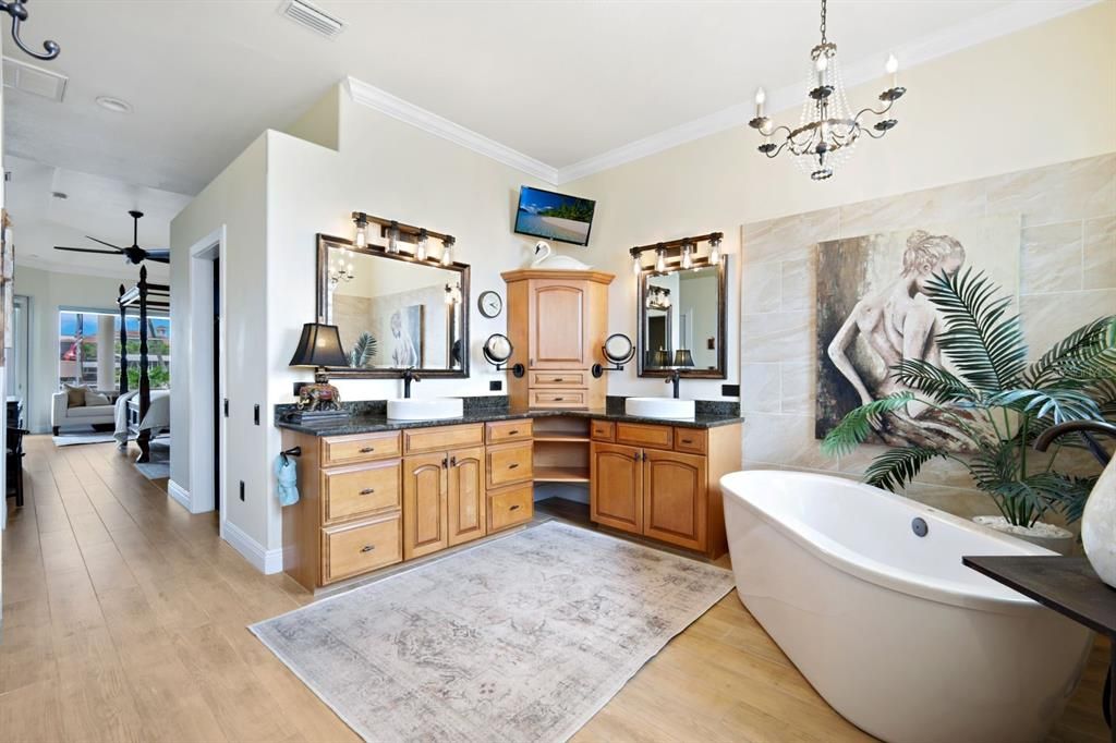 For Sale: $1,450,000 (4 beds, 3 baths, 2559 Square Feet)