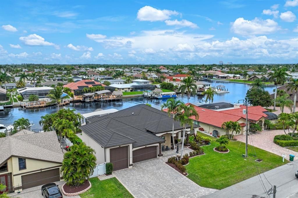 For Sale: $1,450,000 (4 beds, 3 baths, 2559 Square Feet)