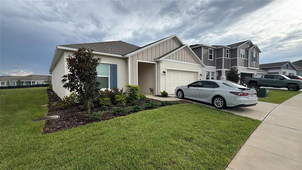For Rent: $2,750 (4 beds, 2 baths, 1860 Square Feet)