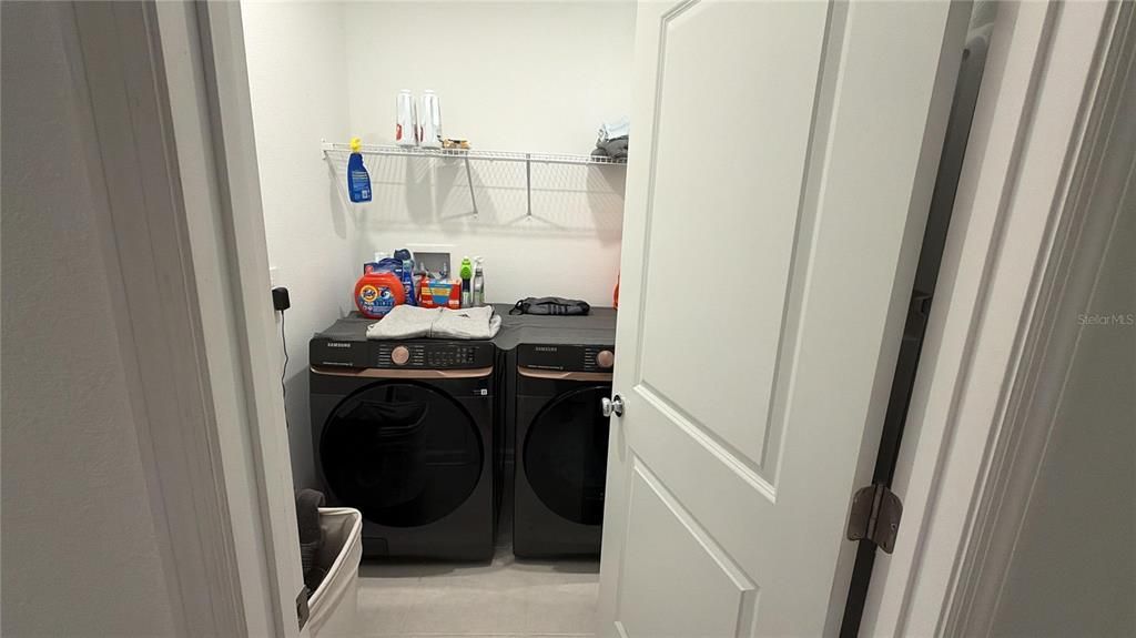 For Rent: $2,750 (4 beds, 2 baths, 1860 Square Feet)