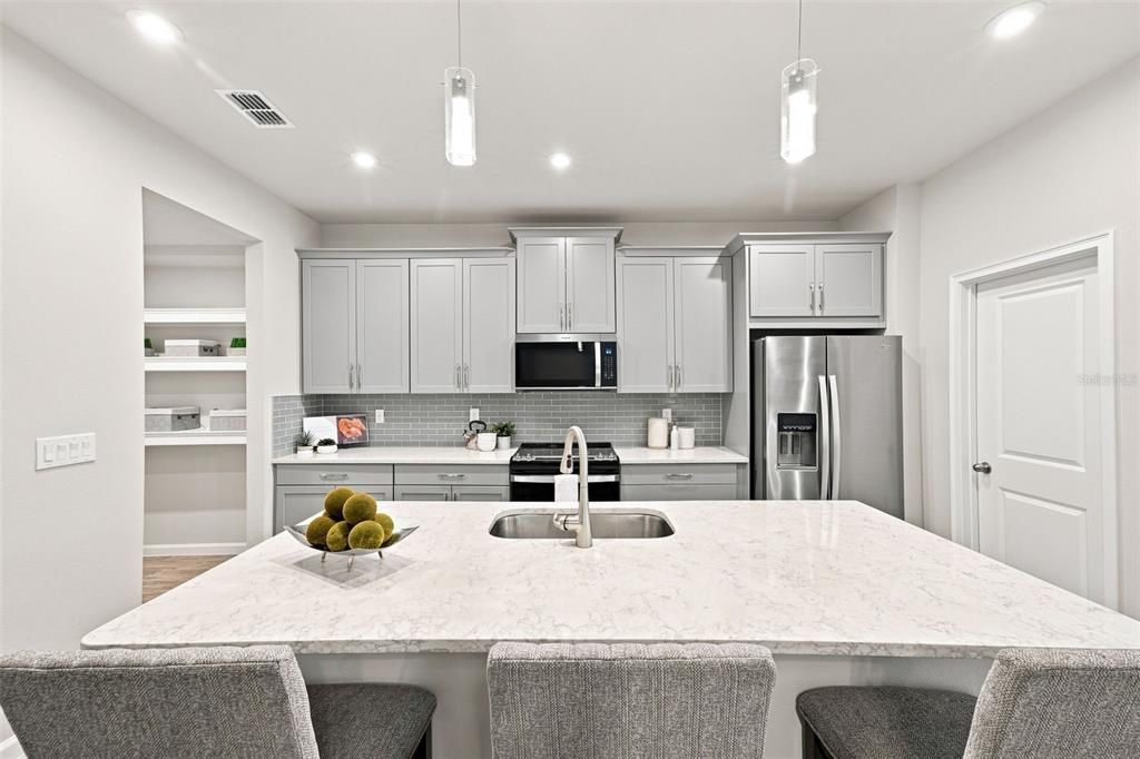 For Rent: $2,700 (3 beds, 2 baths, 2243 Square Feet)