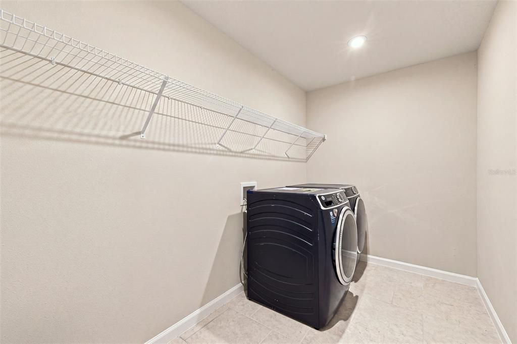 For Rent: $2,700 (3 beds, 2 baths, 2243 Square Feet)