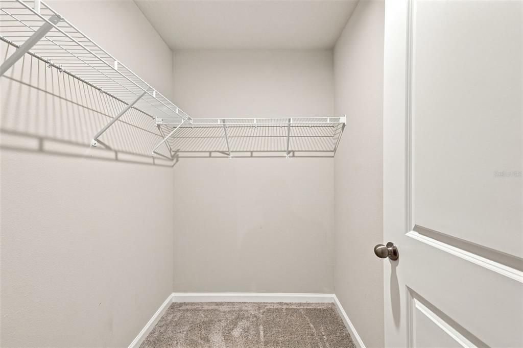 For Rent: $2,700 (3 beds, 2 baths, 2243 Square Feet)
