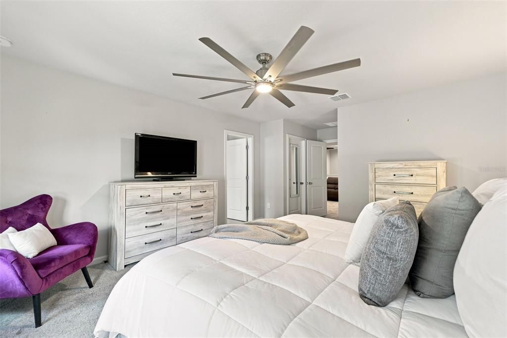 For Rent: $2,700 (3 beds, 2 baths, 2243 Square Feet)