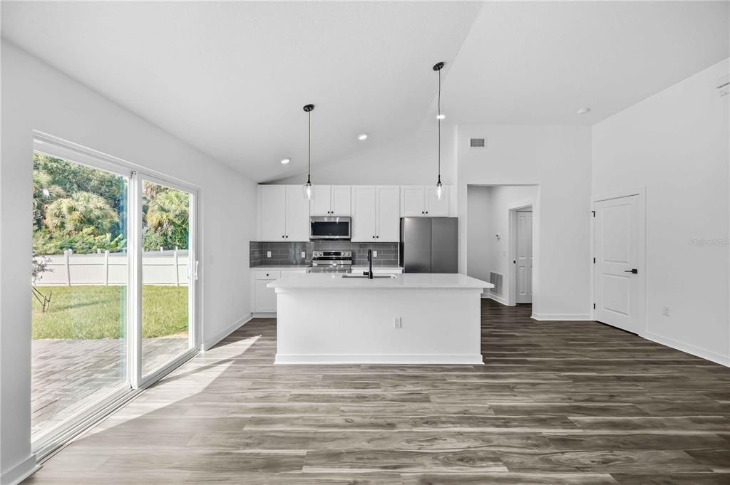 En Venta: $299,900 (3 camas, 2 baños, 1620 Pies cuadrados)