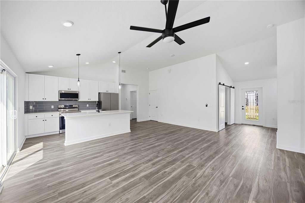 En Venta: $299,900 (3 camas, 2 baños, 1620 Pies cuadrados)
