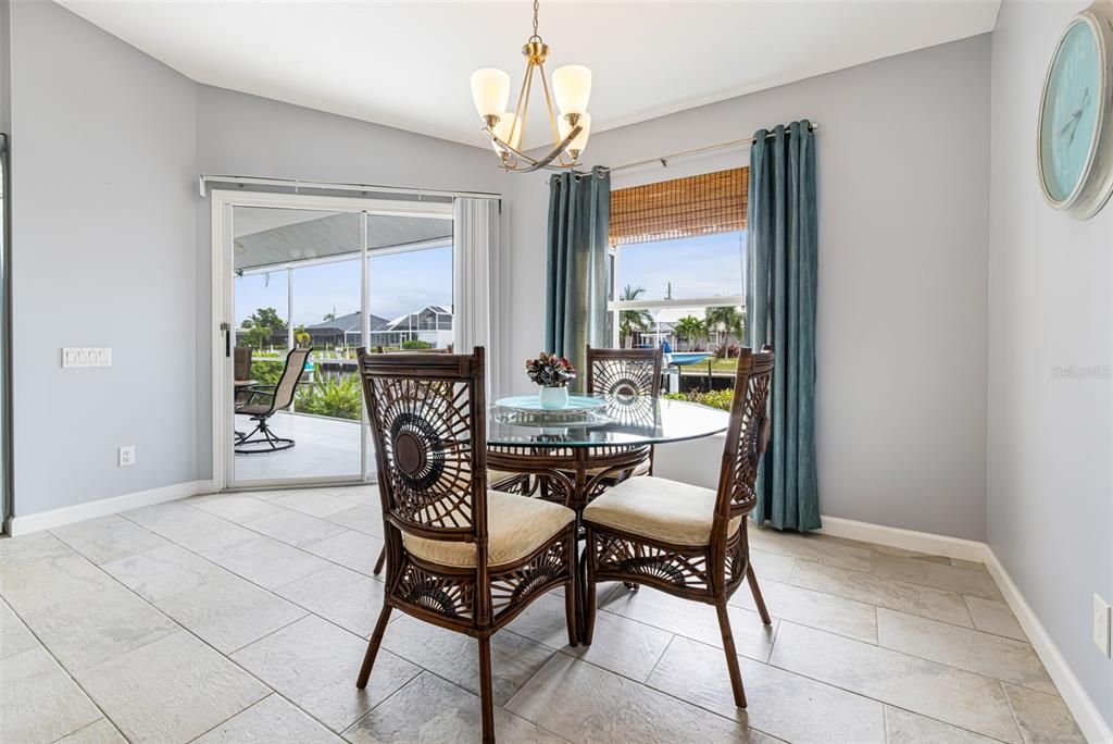 En Venta: $459,000 (3 camas, 2 baños, 1869 Pies cuadrados)