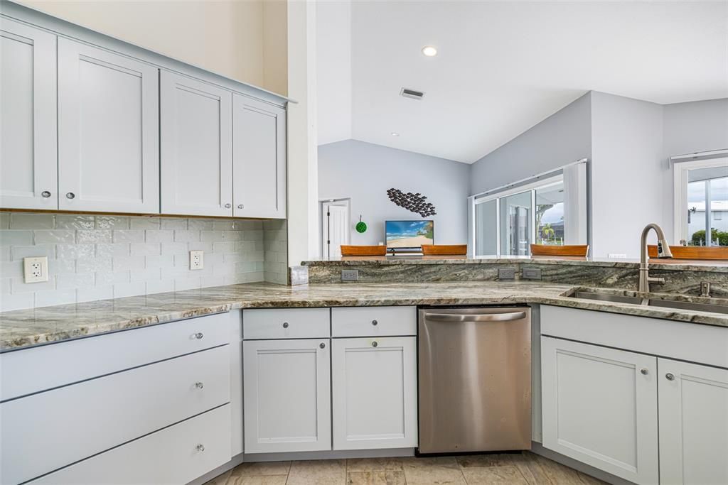 En Venta: $459,000 (3 camas, 2 baños, 1869 Pies cuadrados)