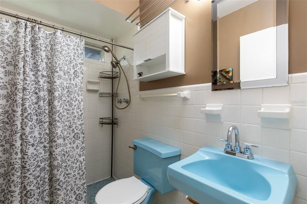 For Sale: $420,000 (3 beds, 2 baths, 1838 Square Feet)