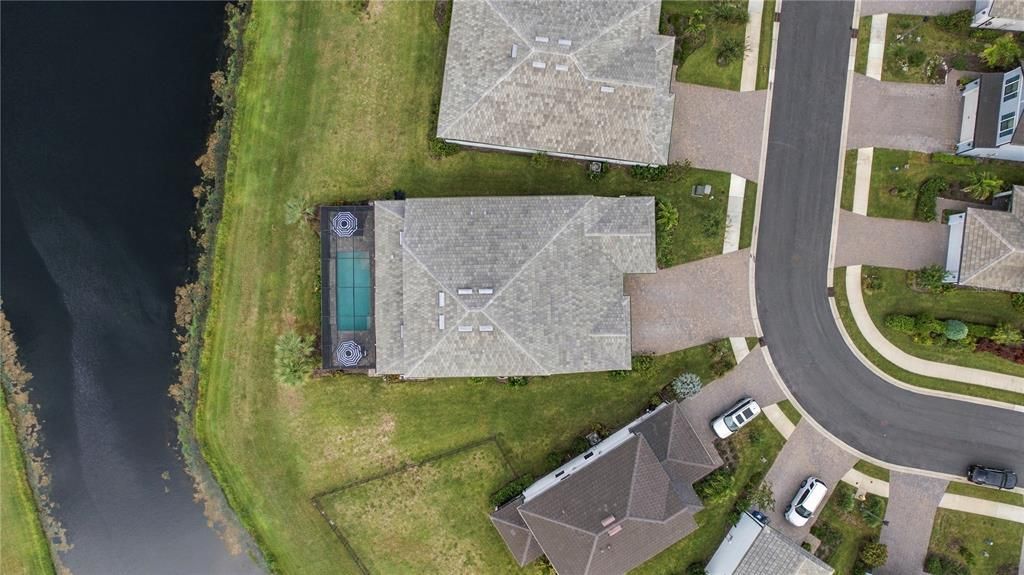 For Sale: $1,399,000 (5 beds, 5 baths, 4289 Square Feet)