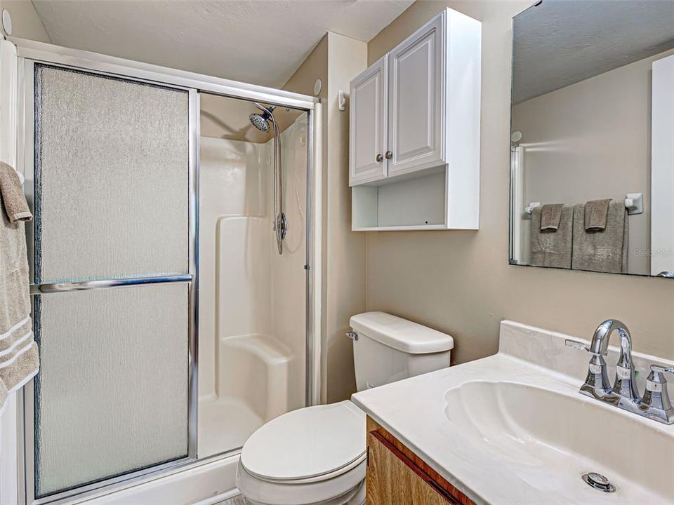 For Sale: $147,500 (2 beds, 2 baths, 897 Square Feet)