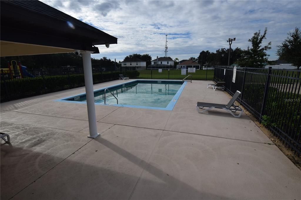For Rent: $2,600 (4 beds, 2 baths, 2128 Square Feet)