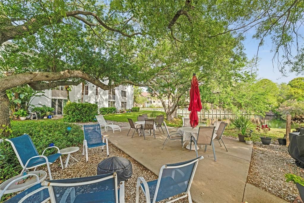 For Sale: $159,000 (2 beds, 2 baths, 1042 Square Feet)