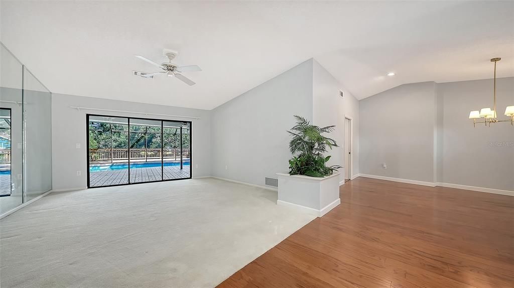 For Sale: $689,000 (3 beds, 2 baths, 2528 Square Feet)