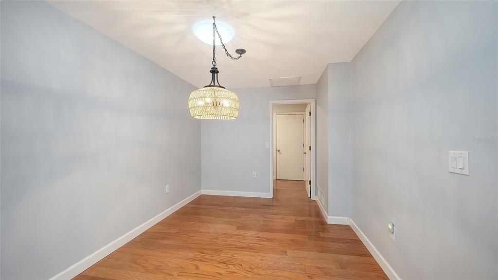 For Sale: $689,000 (3 beds, 2 baths, 2528 Square Feet)