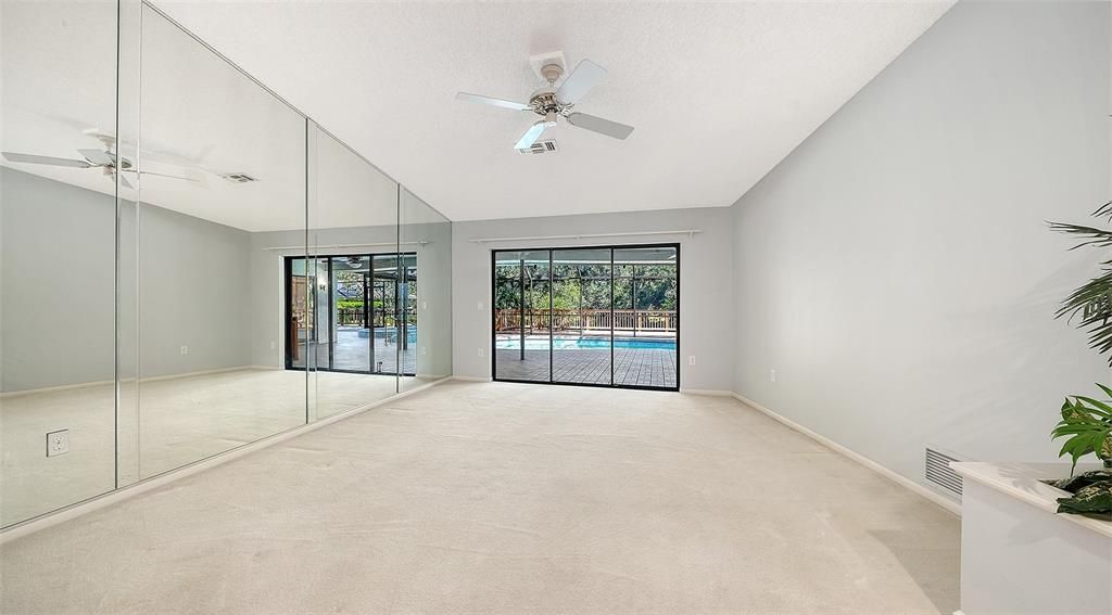 For Sale: $689,000 (3 beds, 2 baths, 2528 Square Feet)