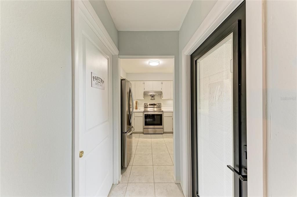For Sale: $273,900 (2 beds, 2 baths, 1482 Square Feet)