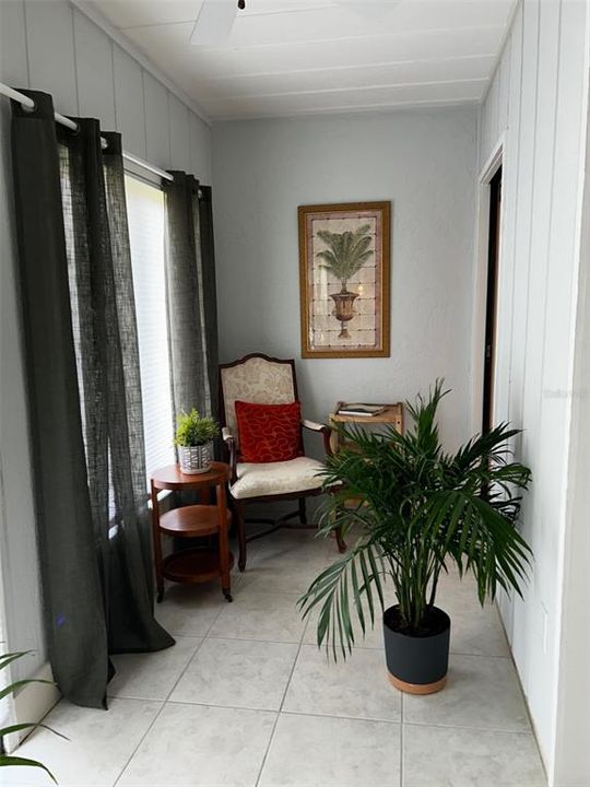 For Sale: $273,900 (2 beds, 2 baths, 1482 Square Feet)