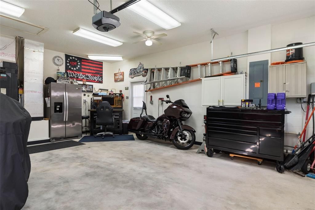 For Sale: $519,000 (4 beds, 3 baths, 2176 Square Feet)