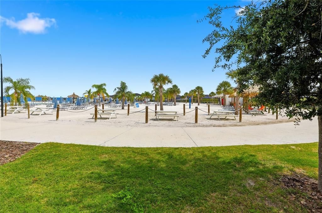 En Venta: $439,900 (2 camas, 2 baños, 1958 Pies cuadrados)