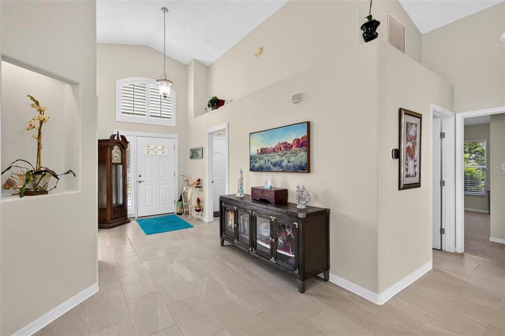 En Venta: $639,900 (3 camas, 2 baños, 2202 Pies cuadrados)