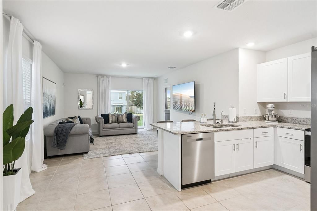 For Sale: $327,990 (3 beds, 2 baths, 1504 Square Feet)