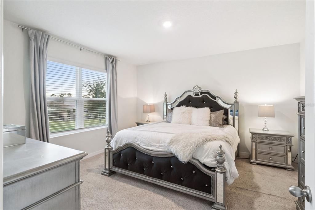 For Sale: $327,990 (3 beds, 2 baths, 1504 Square Feet)