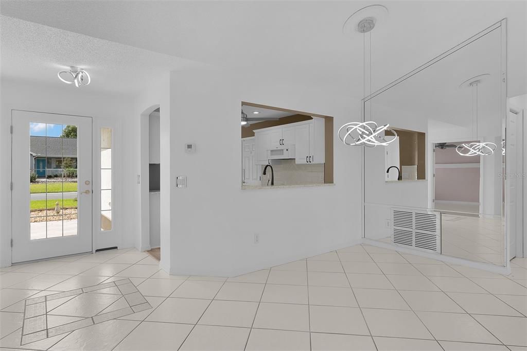 На продажу: $365,900 (3 спален, 2 ванн, 1452 Квадратных фут)