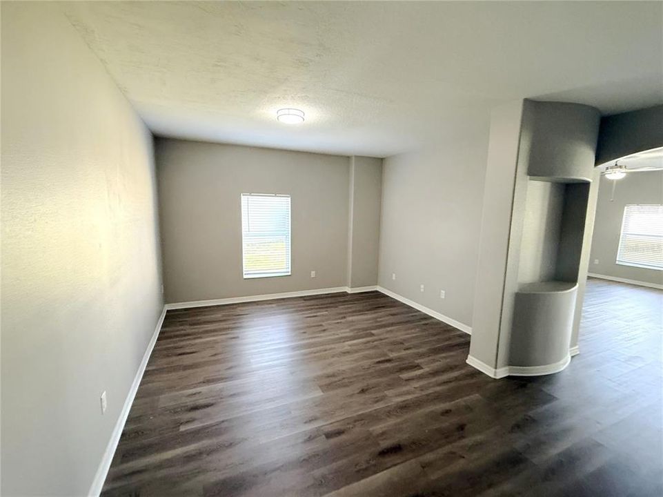 For Sale: $329,000 (4 beds, 2 baths, 2956 Square Feet)