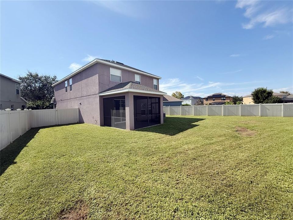 For Sale: $329,000 (4 beds, 2 baths, 2956 Square Feet)