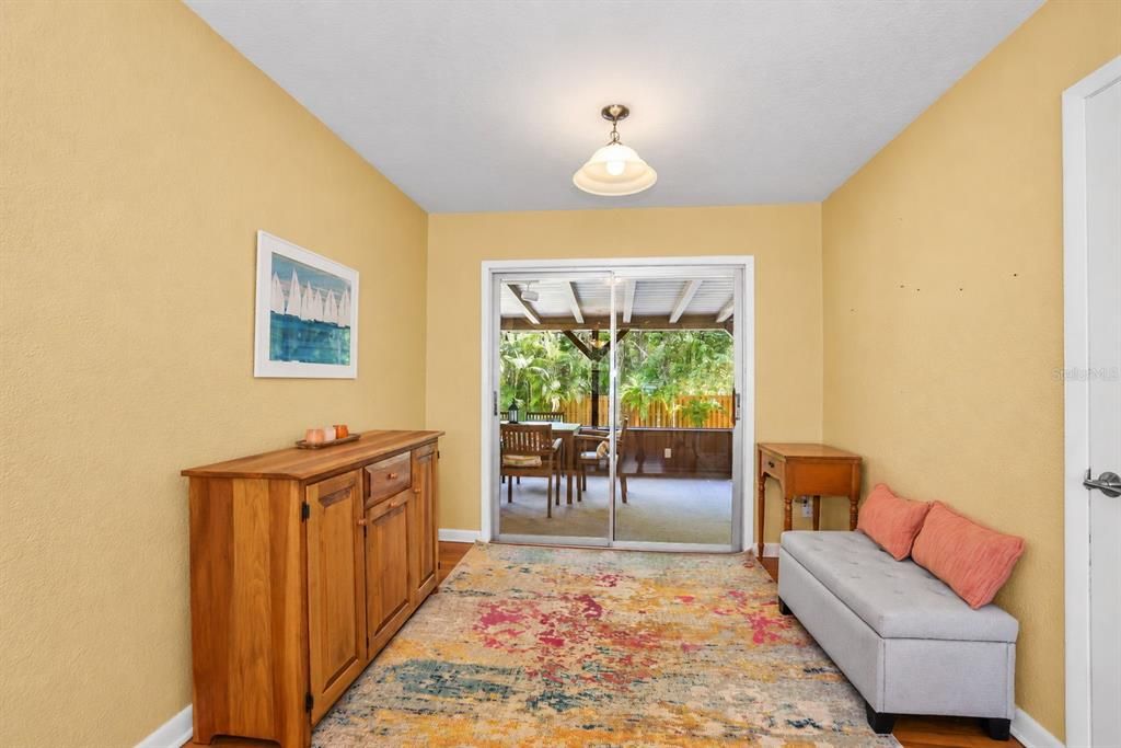 En Venta: $535,000 (2 camas, 3 baños, 1256 Pies cuadrados)