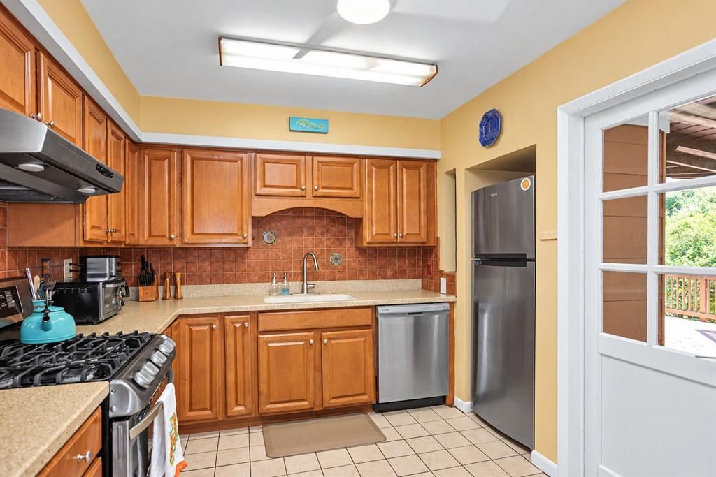 En Venta: $535,000 (2 camas, 3 baños, 1256 Pies cuadrados)