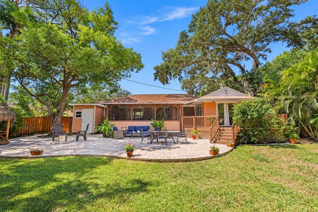En Venta: $535,000 (2 camas, 3 baños, 1256 Pies cuadrados)