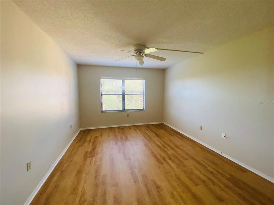For Rent: $1,450 (2 beds, 2 baths, 1001 Square Feet)