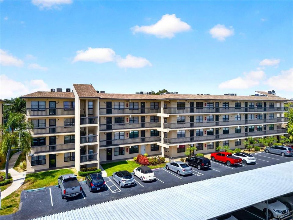 For Rent: $1,450 (2 beds, 2 baths, 1001 Square Feet)