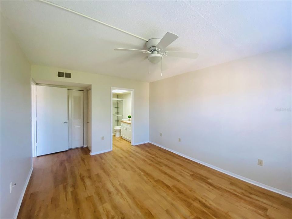 For Rent: $1,450 (2 beds, 2 baths, 1001 Square Feet)