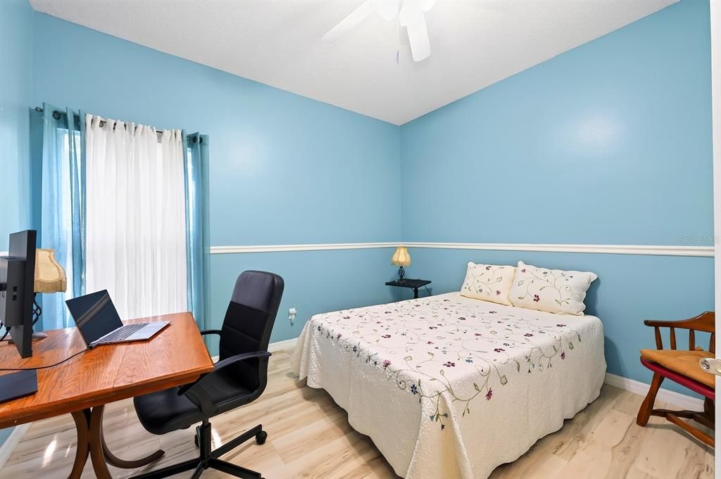 For Sale: $415,000 (5 beds, 2 baths, 2130 Square Feet)