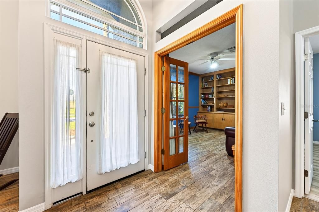 For Sale: $415,000 (5 beds, 2 baths, 2130 Square Feet)