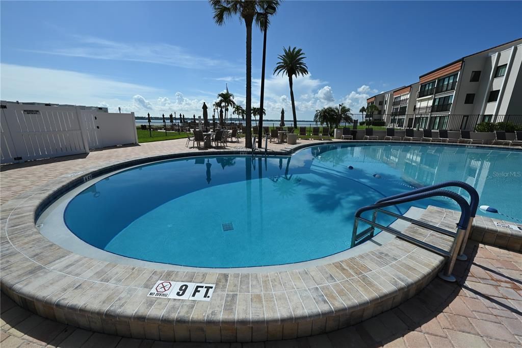 For Sale: $639,000 (2 beds, 2 baths, 1260 Square Feet)