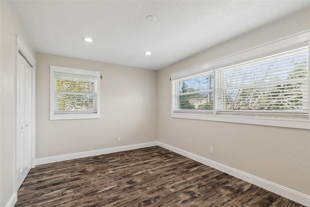 For Rent: $3,500 (3 beds, 2 baths, 1703 Square Feet)