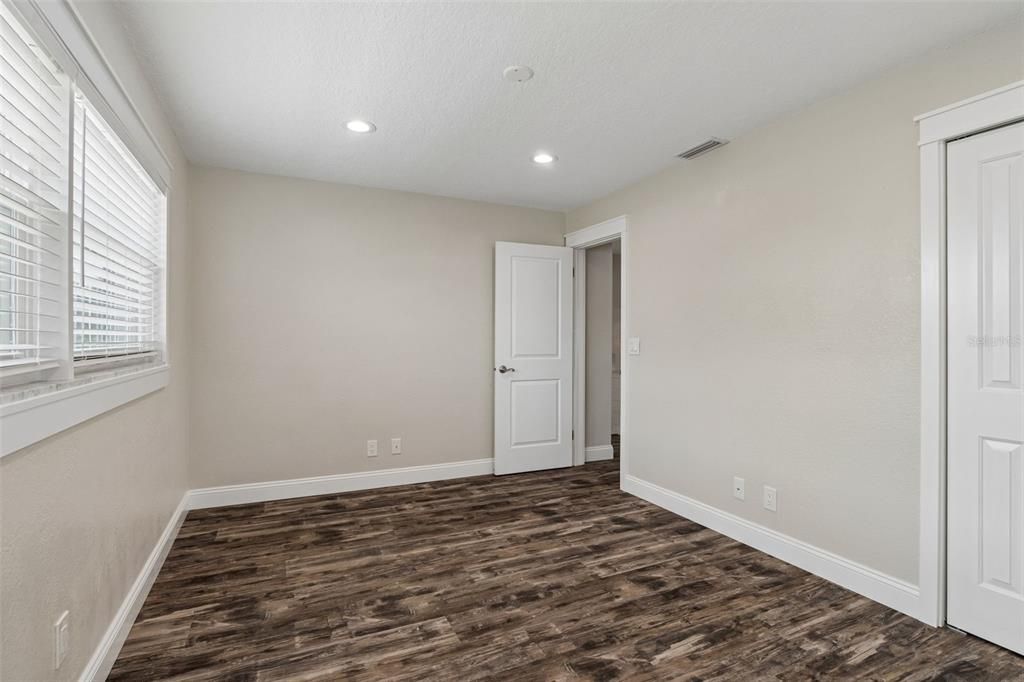 For Rent: $3,500 (3 beds, 2 baths, 1703 Square Feet)