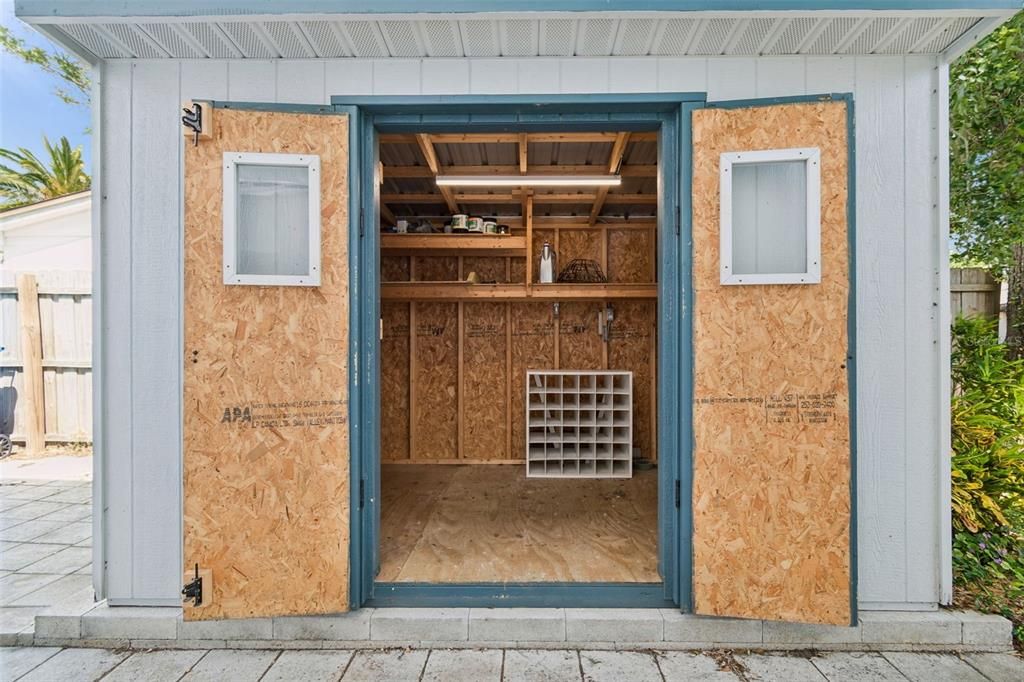 For Rent: $3,500 (3 beds, 2 baths, 1703 Square Feet)