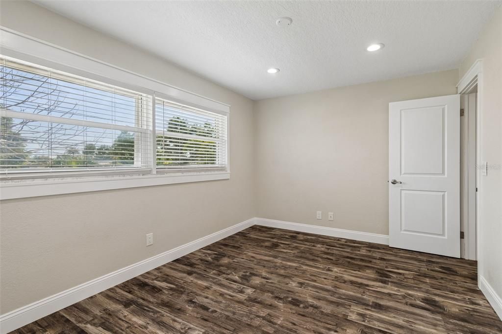 For Rent: $3,500 (3 beds, 2 baths, 1703 Square Feet)