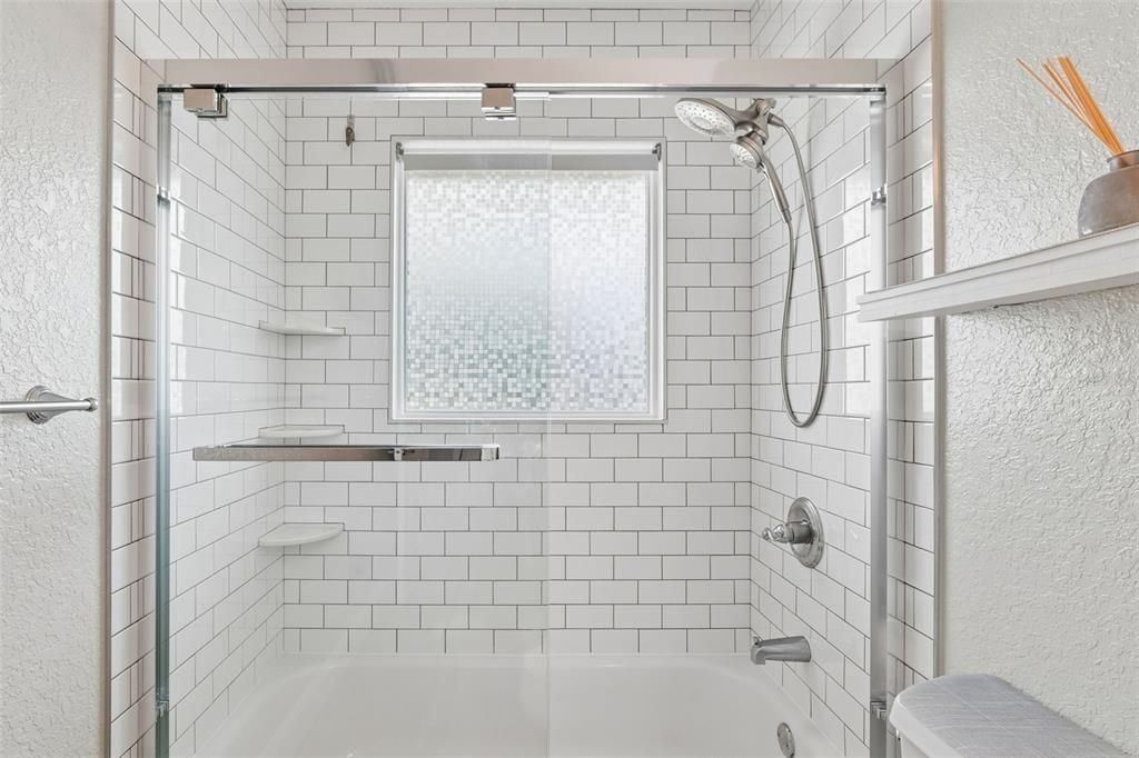 For Rent: $3,500 (3 beds, 2 baths, 1703 Square Feet)
